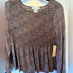 NWT Urban Romantics leopard top